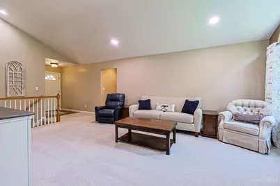 10016 Skyridge Drive, Colerain Township, OH 45252 - Photo 9