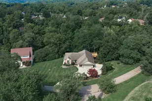 10016 Skyridge Dr, Colerain Township, OH 45252 - Photo 3