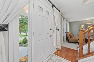 6489 Club Ln, West Chester, OH 45069 - Photo 5