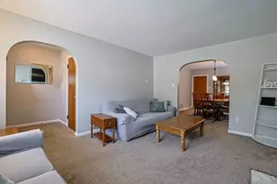 1132 Betty Ln, Delhi Township, OH 45238 - Photo 5