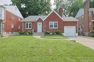 1132 Betty Ln, Delhi Township, OH 45238 - Photo 1
