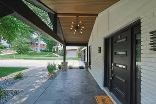 8702 Appleknoll Ln, Sycamore Township, OH 45236 - Photo 3