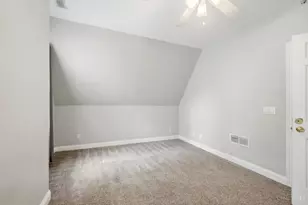 2333 Upland Pl, Cincinnati, OH 45206 - Photo 77