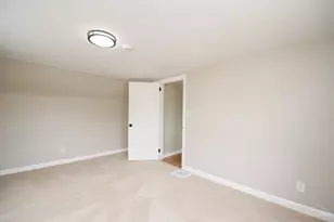 3952 Race Rd, Green Township, OH 45211 - Photo 25