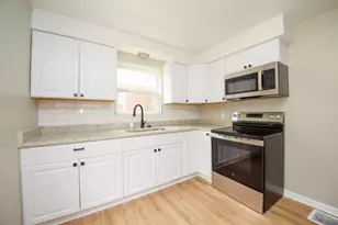 3952 Race Rd, Green Township, OH 45211 - Photo 9
