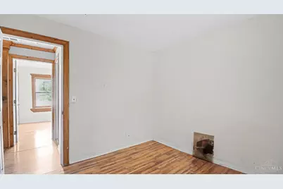 6264 Simpson Avenue, Cincinnati, OH 45224 - Photo 17
