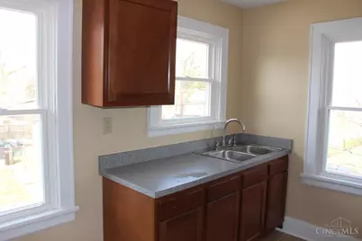 1802 Lawn Avenue, Cincinnati, OH 45237 - Photo 21