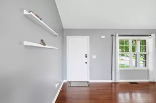 908 Pine Needle Pl, Hamilton Township, OH 45039 - Photo 5