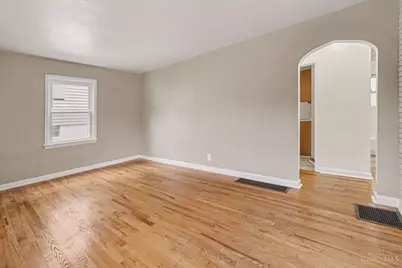 4750 Prosperity Place, Cincinnati, OH 45238 - Photo 5