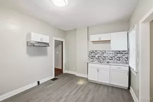 24 W Beechwood Ave, Dayton, OH 45405 - Photo 11