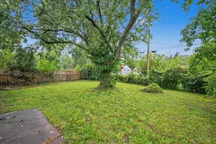 8633 Daly Rd, Springfield Township, OH 45231 - Photo 15