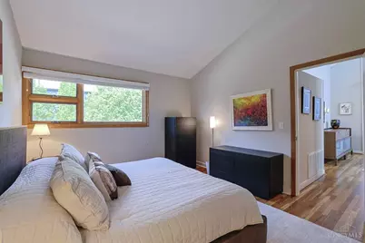 1022 Hatch Street, Cincinnati, OH 45202 - Photo 31