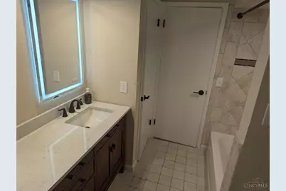 7463 Towerview Lane, Anderson Township, OH 45255 - Photo 9