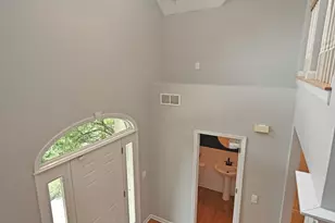 5005 Dovetail Ln, Cincinnati, OH 45223 - Photo 5