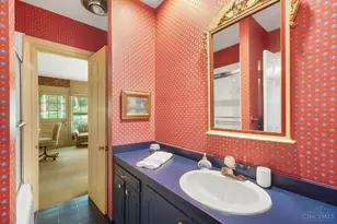155 Magnolia Ave, Glendale, OH 45246 - Photo 35