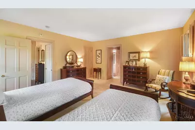 155 Magnolia Avenue, Glendale, OH 45246 - Photo 27