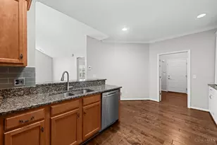 7151 Liberty Grand Dr, Liberty Township, OH 45069 - Photo 13
