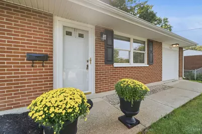904 Hartz Drive, Lebanon, OH 45036 - Photo 3