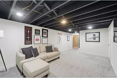6501 Crestridge Circle, Columbia Township, OH 45213 - Photo 35