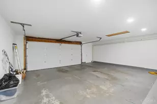8733 Washington Colony Dr, Washington Twp, OH 45458 - Photo 31