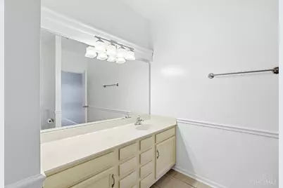 1201 Traverse Creek Drive, Miami Township, OH 45150 - Photo 27