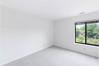 3004 Glenmore Avenue #311, Cincinnati, OH 45238 - Photo 15