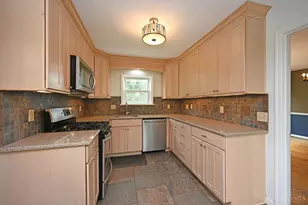 6337 Kincaid Rd, Cincinnati, OH 45213 - Photo 19