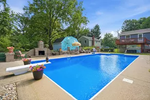 5855 Winchester Dr, Miami Township, OH 45150 - Photo 3