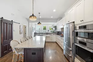 221 W 15th St, Cincinnati, OH 45202 - Photo 9