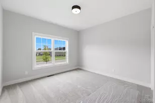 9333 Rochelle Ln, Clearcreek Twp., OH 45458 - Photo 9
