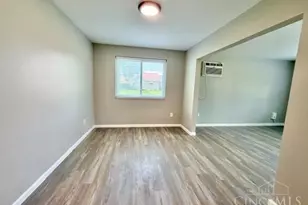201 E Main St, Owensville, OH 45160 - Photo 5