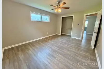 201 E Main Street, Owensville, OH 45160 - Photo 9