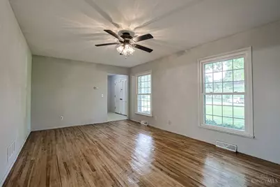 11180 Lincolnshire Drive, Forest Park, OH 45240 - Photo 11