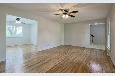 11180 Lincolnshire Drive, Forest Park, OH 45240 - Photo 15