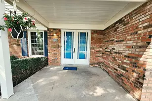 11180 Lincolnshire Dr, Forest Park, OH 45240 - Photo 3