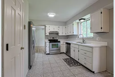 11180 Lincolnshire Drive, Cincinnati, OH 45240 - Photo 25