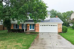 11180 Lincolnshire Dr, Forest Park, OH 45240 - Photo 5
