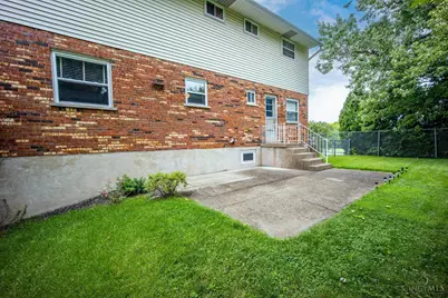 818 Heavenly Lane, Cincinnati, OH 45238 - Photo 33