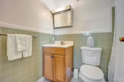 818 Heavenly Lane, Cincinnati, OH 45238 - Photo 23