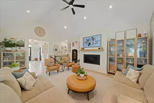 8858 Old Farm Dr, West Chester, OH 45069 - Photo 9