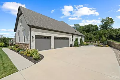 8858 Old Farm Drive, West Chester, OH 45069 - Photo 3