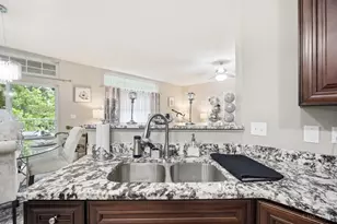 7464 Bridge Point Dr, Green Township, OH 45248 - Photo 15
