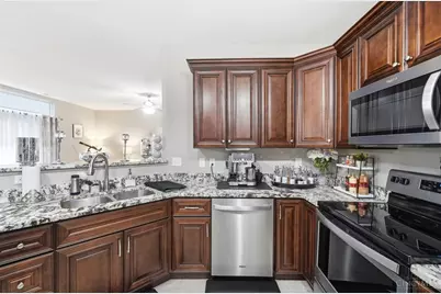 7464 Bridge Point Drive, Green Township, OH 45248 - Photo 13