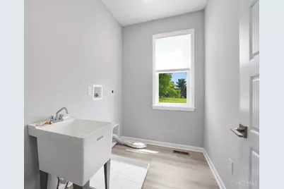 8050 Duke Boulevard, Deerfield Township, OH 45040 - Photo 25