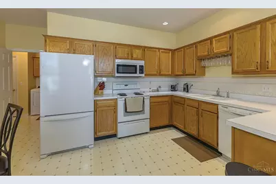 2813 Ashton Circle, Fairfield Township, OH 45011 - Photo 17