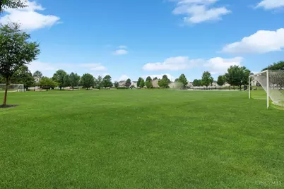 320 Huntington Drive, Hamilton Township, OH 45039 - Photo 25
