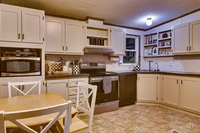 922 Nauvoo Road, Vernon Township, OH 45113 - Photo 9
