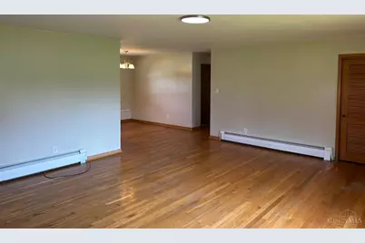 821 E Center Street, Blanchester, OH 45107 - Photo 7
