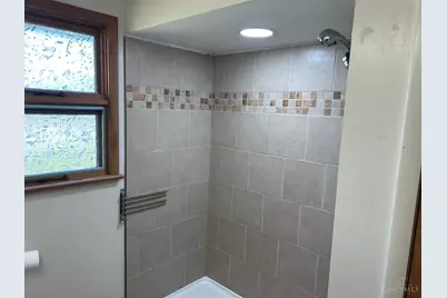 821 E Center Street, Blanchester, OH 45107 - Photo 9