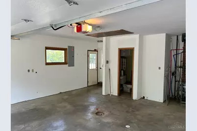 821 E Center Street, Blanchester, OH 45107 - Photo 21